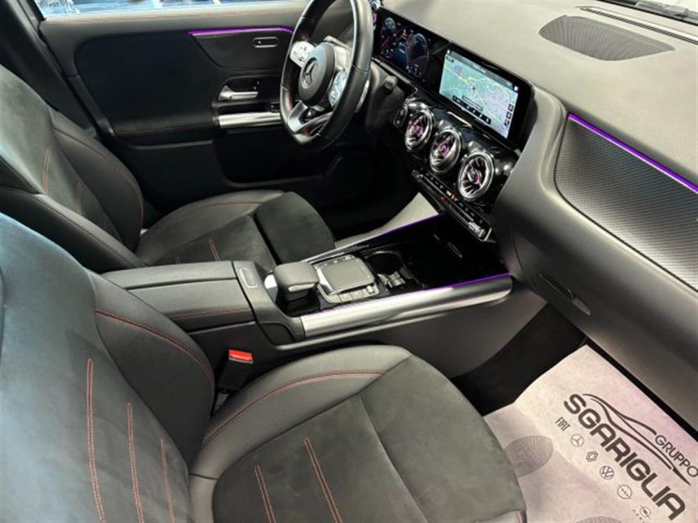 GLA 180 GLA 180 d AMG Premium Automa