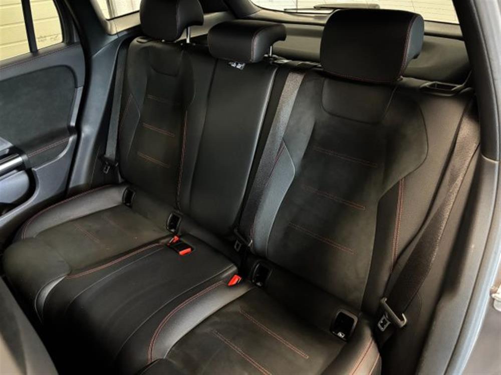 GLA 180 GLA 180 d AMG Premium Automa