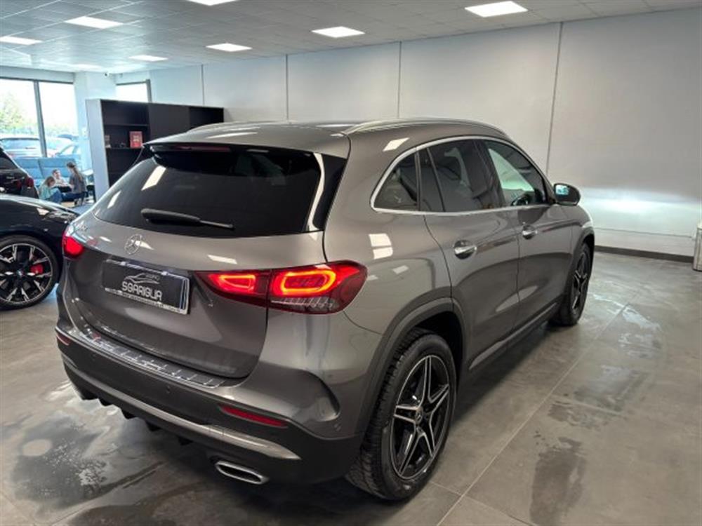 GLA 180 GLA 180 d AMG Premium Automa