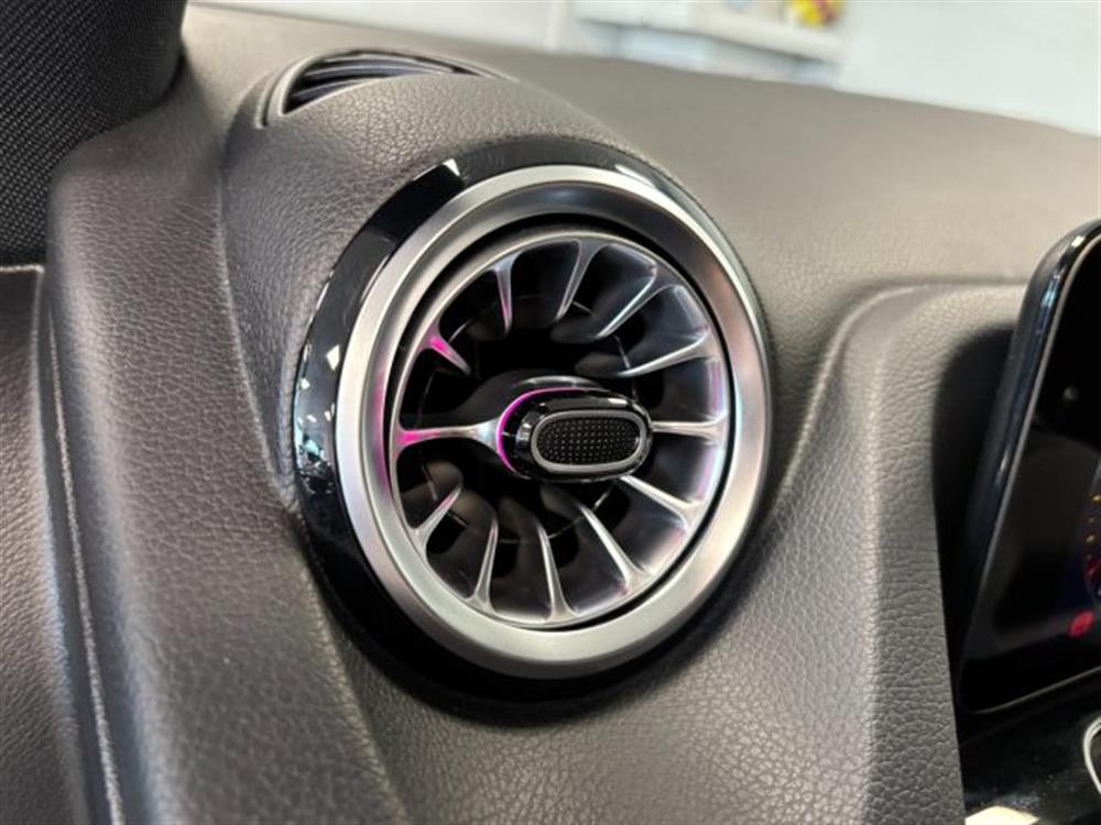 GLA 180 GLA 180 d AMG Premium Automa