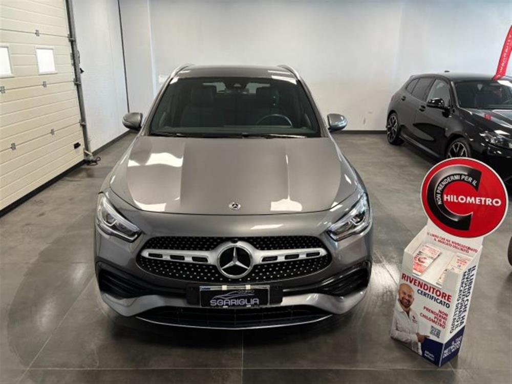 GLA 180 GLA 180 d AMG Premium Automa