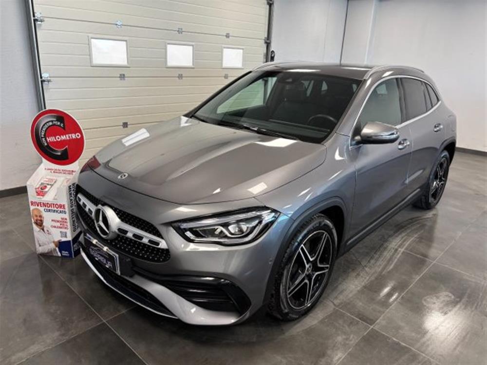 GLA 180 GLA 180 d AMG Premium Automa