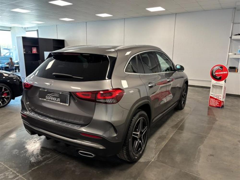 GLA 180 GLA 180 d AMG Premium Automa