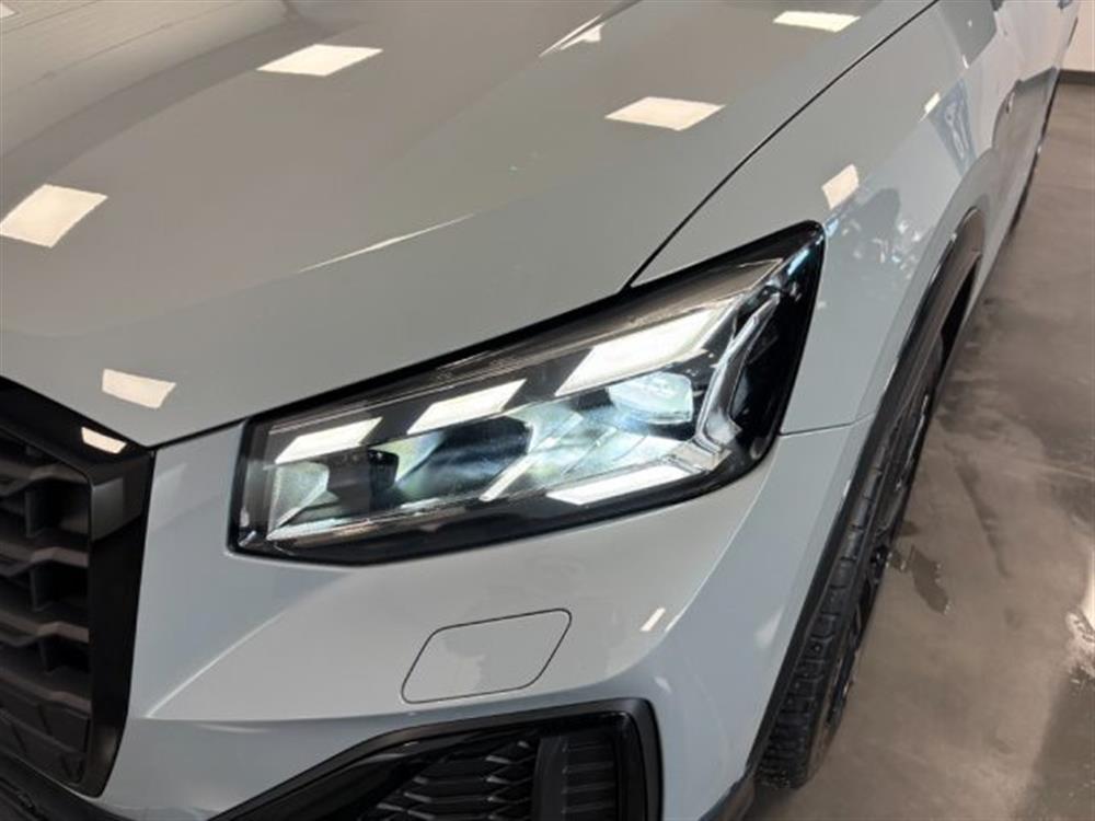 Q2 Q2 35 TDI S line Editio