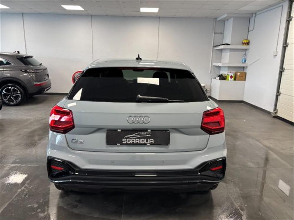 Q2 Q2 35 TDI S line Editio
