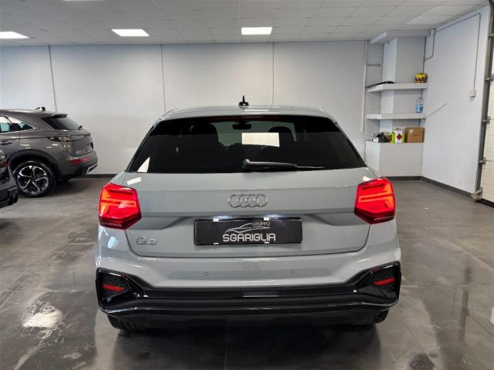 Q2 Q2 35 TDI S line Editio