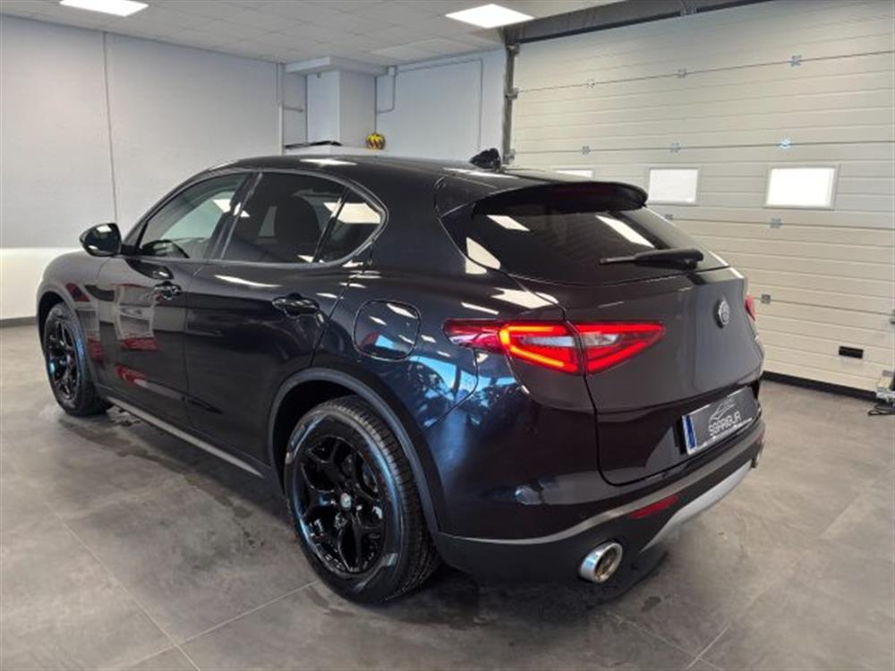 Stelvio Stelvio 2.2 Diesel AT8 Sport