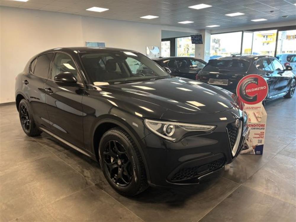 Stelvio Stelvio 2.2 Diesel AT8 Sport