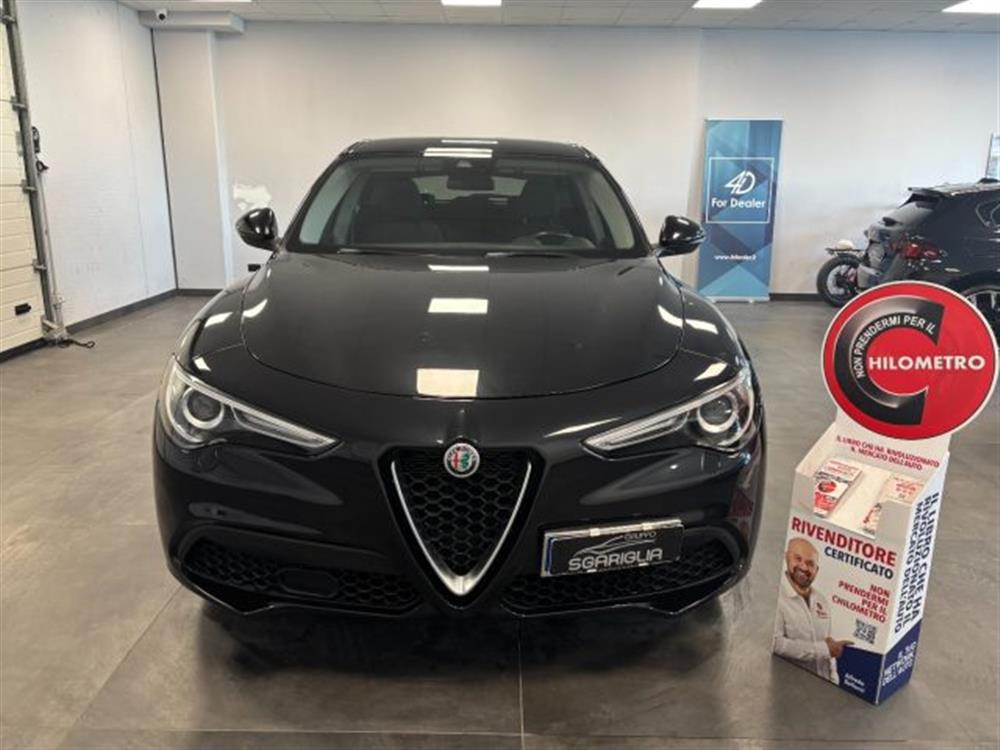Stelvio Stelvio 2.2 Diesel AT8 Sport