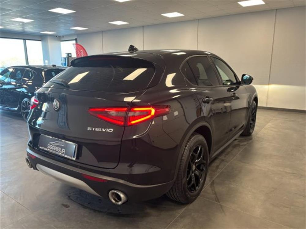Stelvio Stelvio 2.2 Diesel AT8 Sport