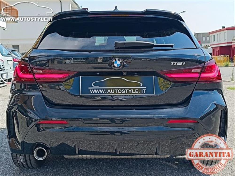 118 118 i M-SPORT Steptronic
