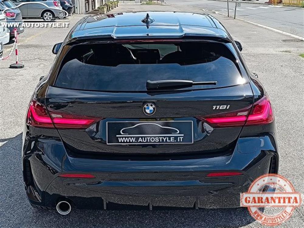 118 118 i M-SPORT Steptronic