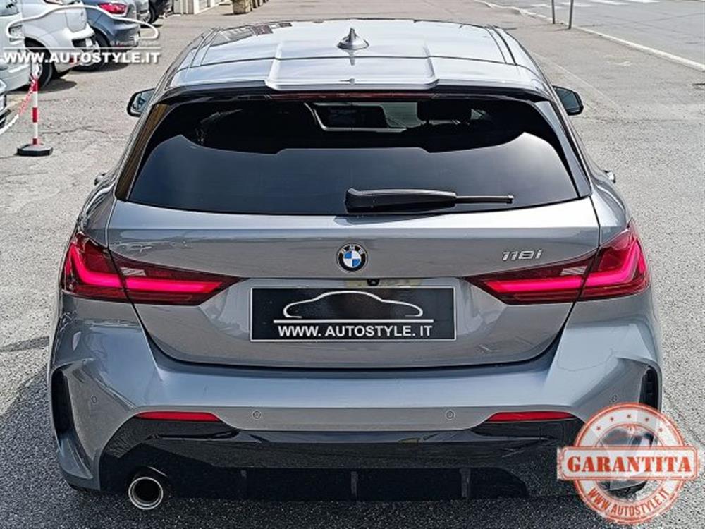 118 118 i M-SPORT Steptronic