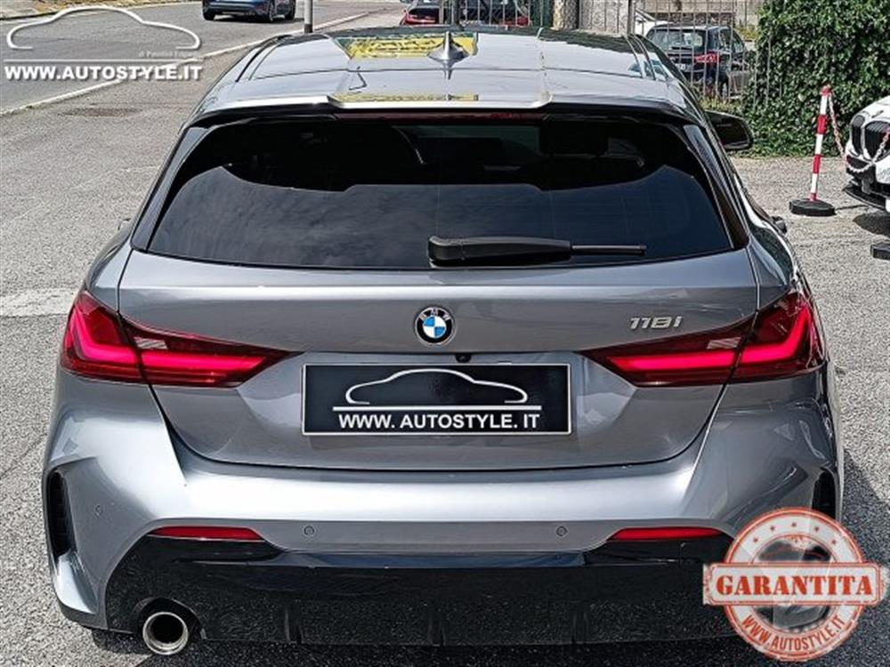 118 118 i M-SPORT Steptronic