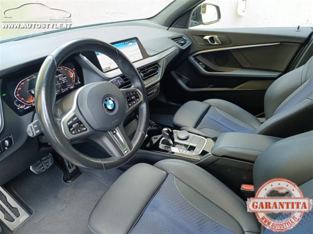 118 118 i M-SPORT Steptronic