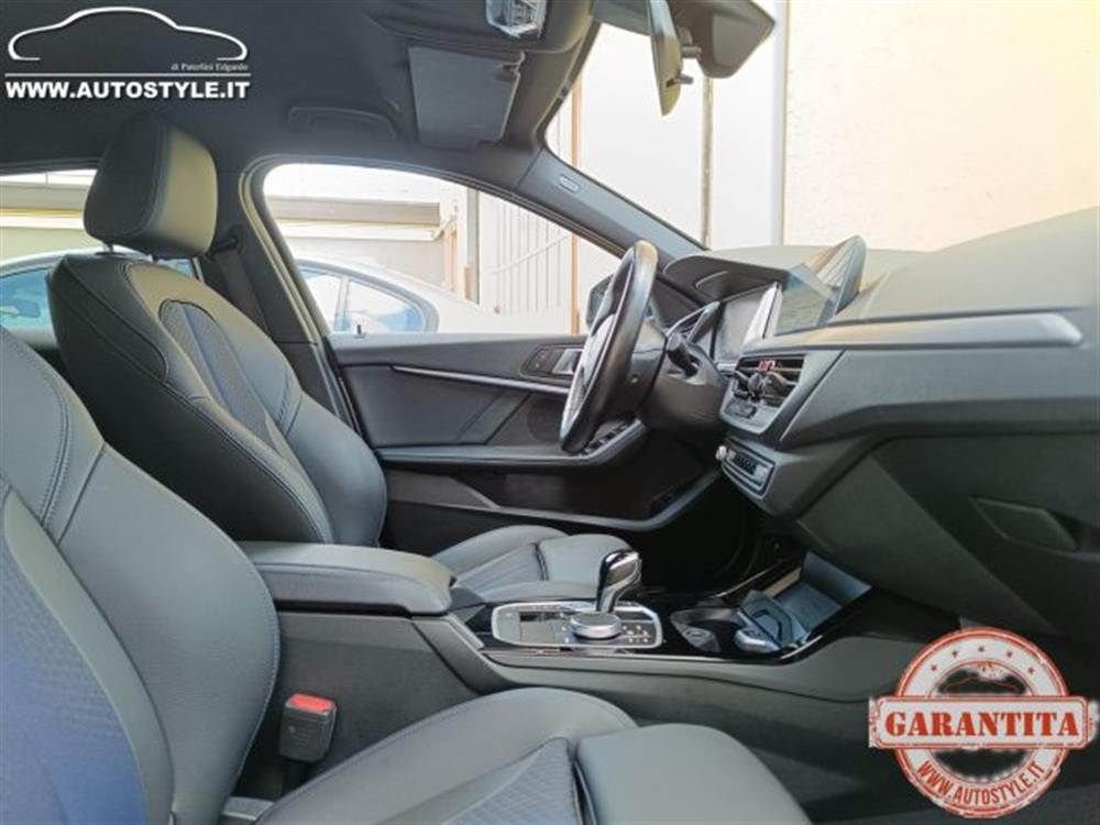118 118 i M-SPORT Steptronic