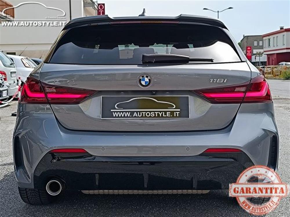 118 118 i M-SPORT Steptronic
