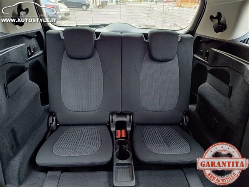216 216 d Gran Tourer 7POSTI
