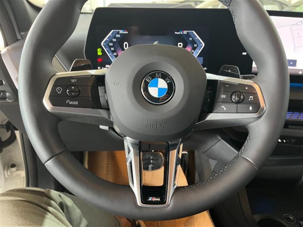 120 120 48V MSport