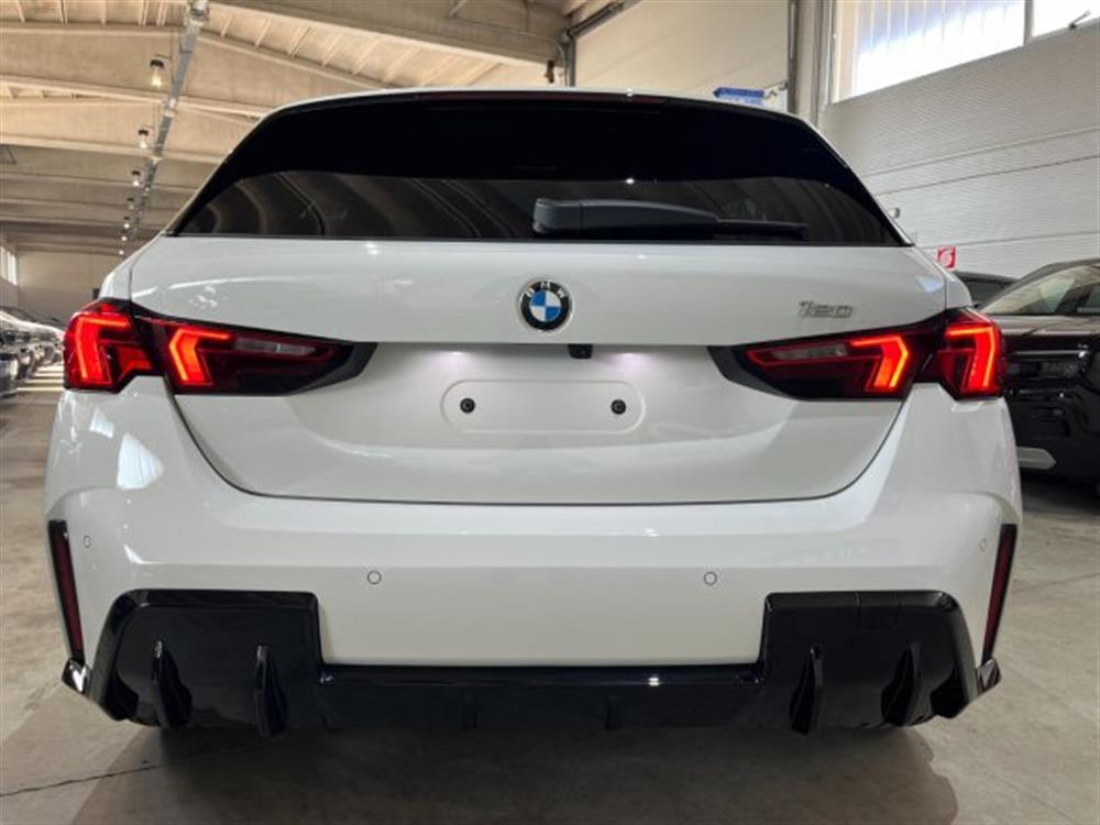 120 120 48V MSport