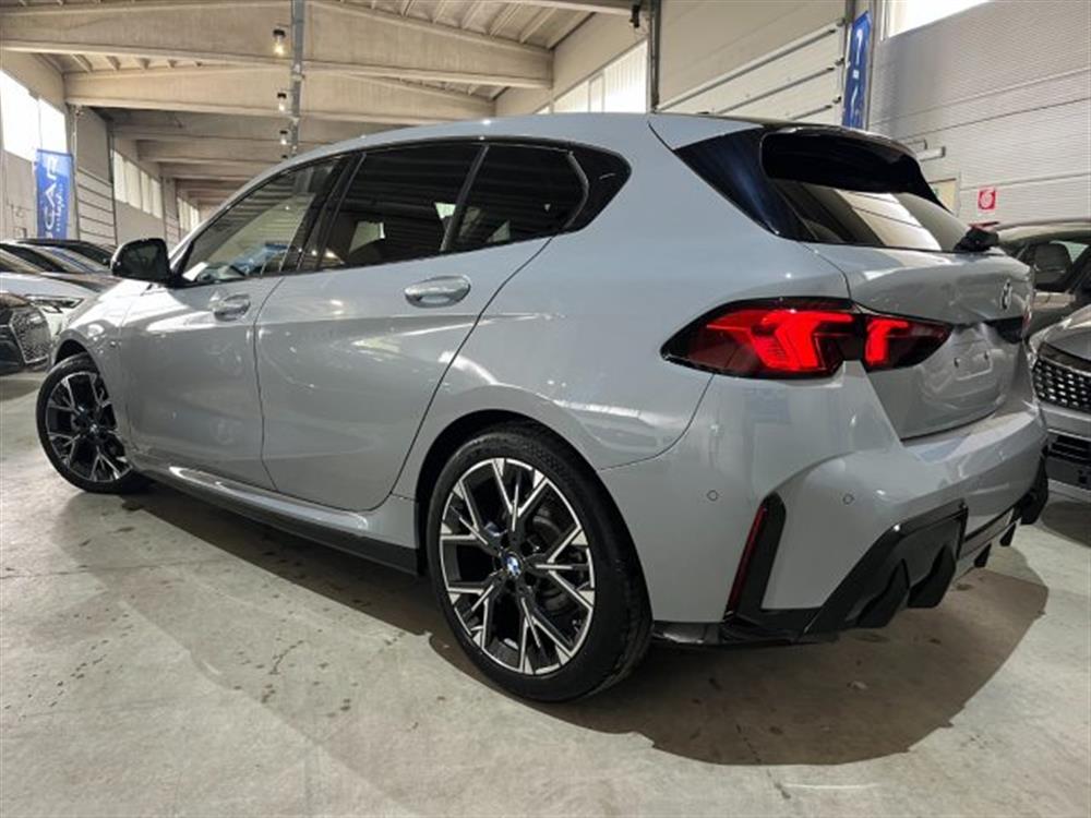 120 120 48V MSport