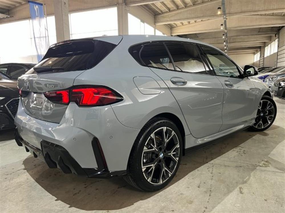 120 120 48V MSport