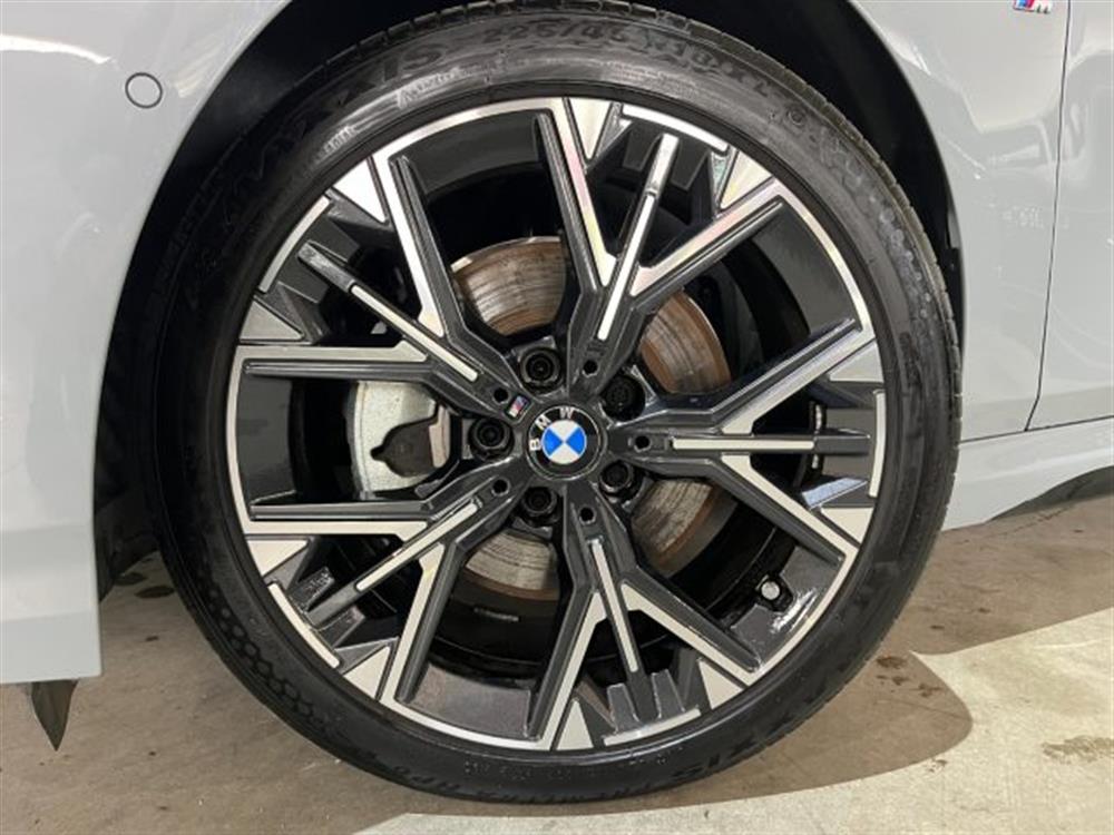 120 120 48V MSport