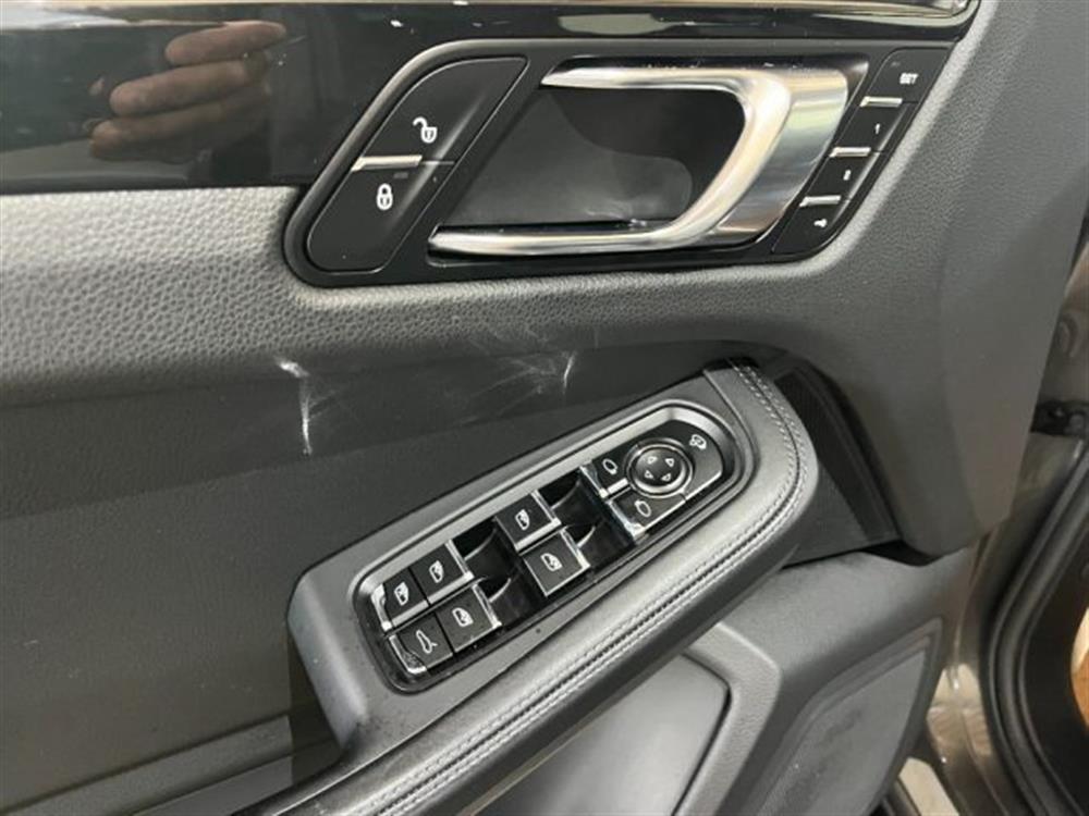 Macan Macan 2.0 NAVI/PELLE/CERCH