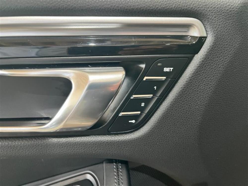 Macan Macan 2.0 NAVI/PELLE/CERCH