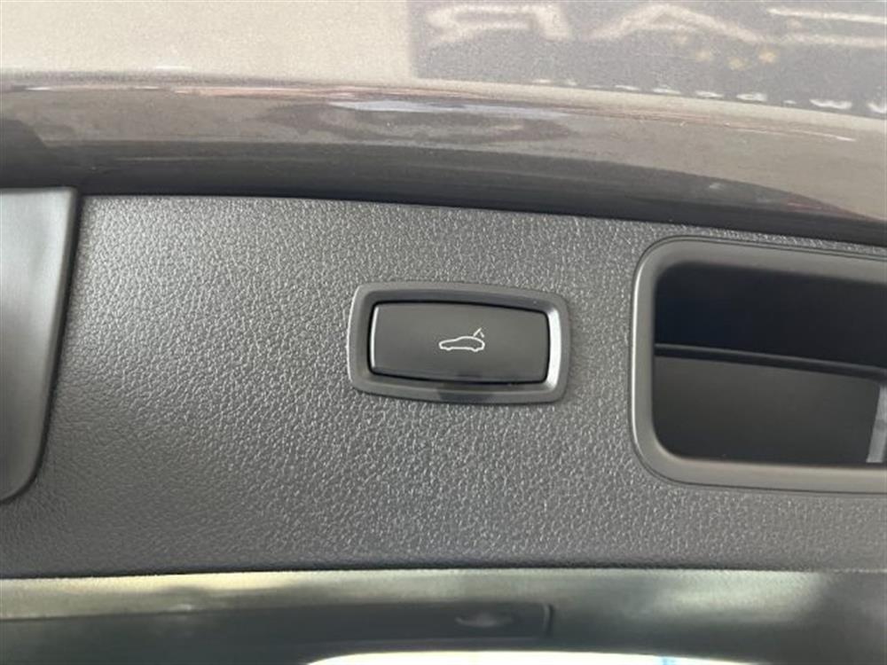 Macan Macan 2.0 NAVI/PELLE/CERCH