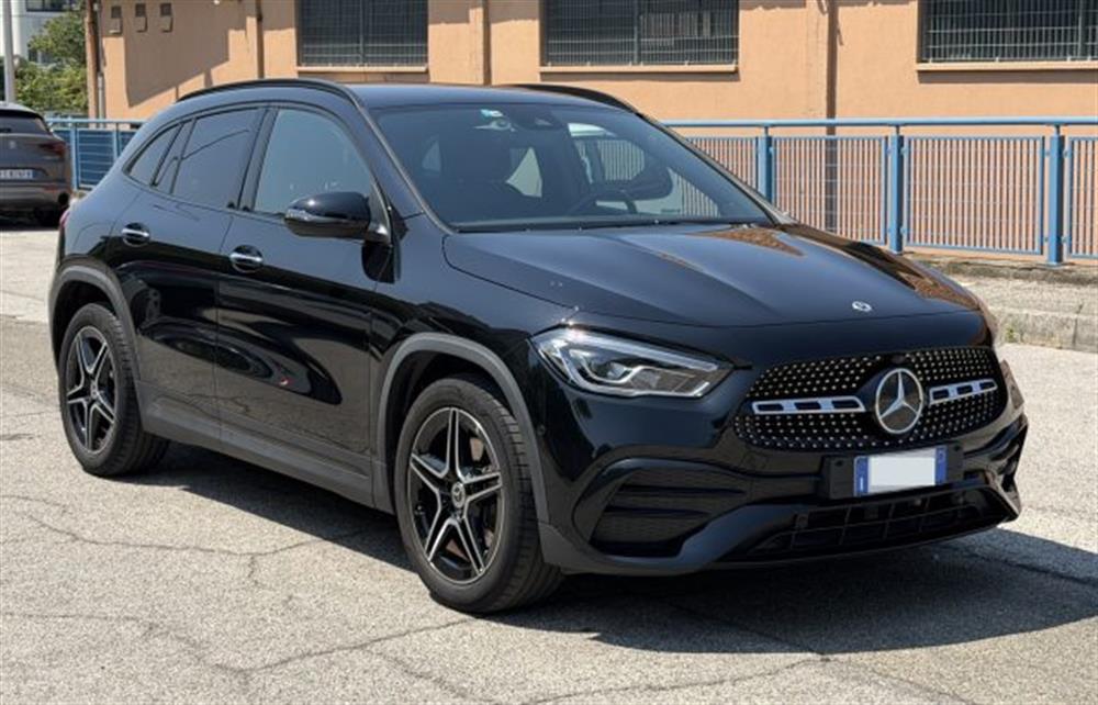GLA 200 GLA 200 d Automatic 4Matic P