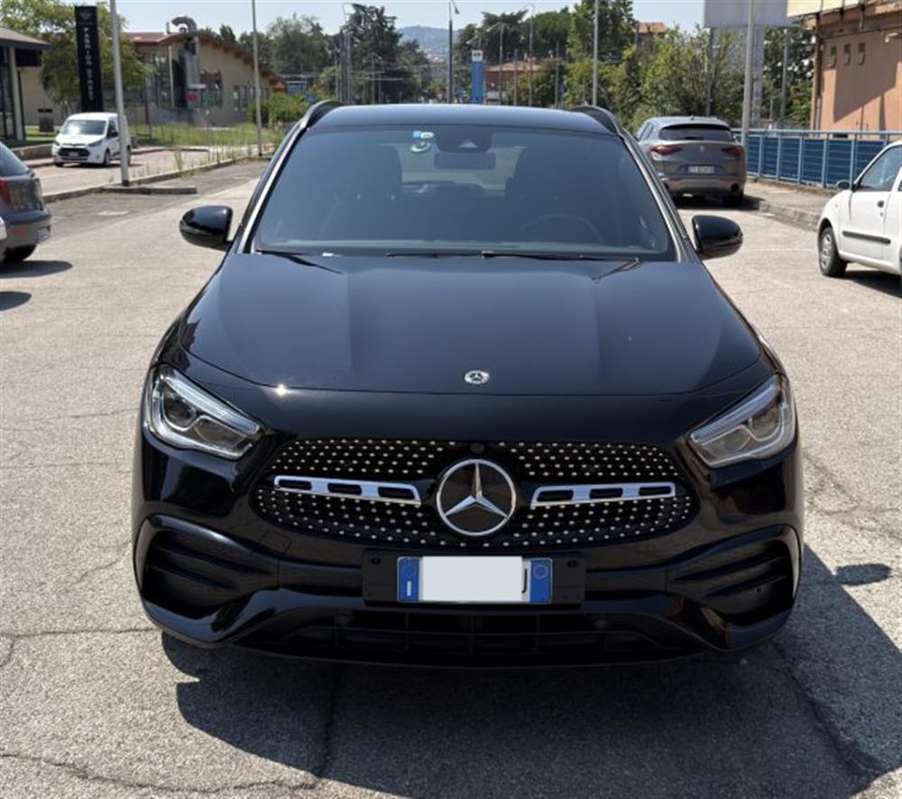 GLA 200 GLA 200 d Automatic 4Matic P