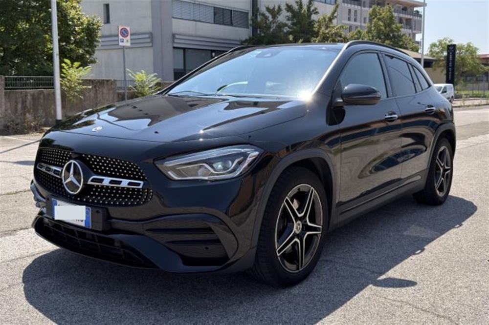 GLA 200 GLA 200 d Automatic 4Matic P