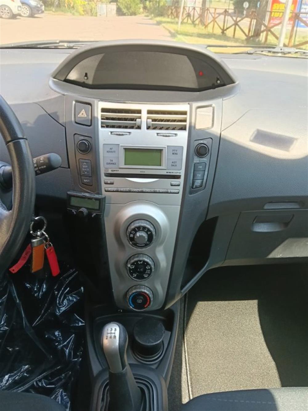 Yaris Yaris 1.3 5 porte Sol *uni