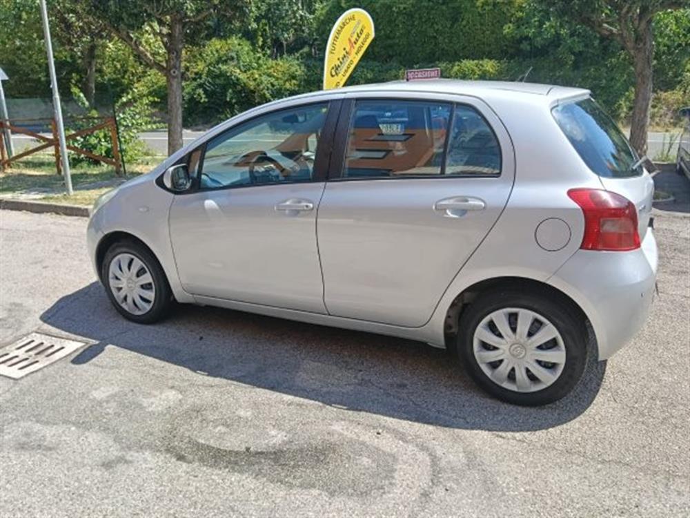 Yaris Yaris 1.3 5 porte Sol *uni