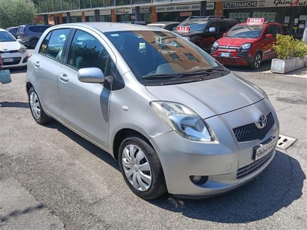Yaris Yaris 1.3 5 porte Sol *uni