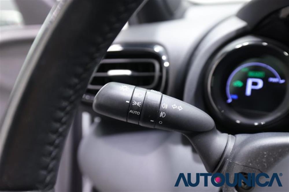 Yaris Yaris 1.5 HYBRID 5 PORTE L
