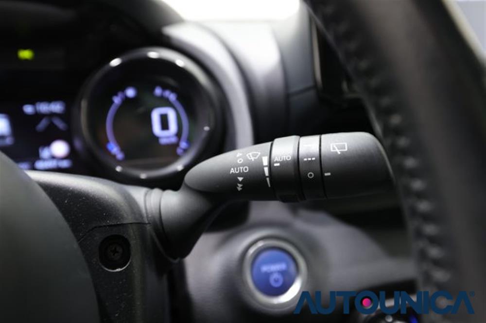Yaris Yaris 1.5 HYBRID 5 PORTE L