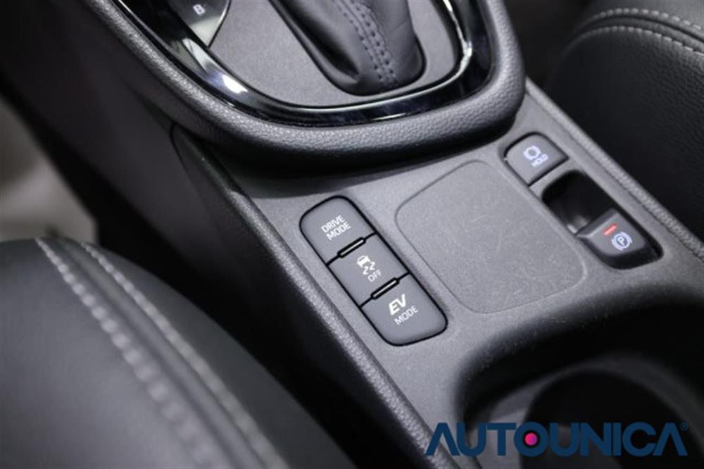 Yaris Yaris 1.5 HYBRID 5 PORTE L