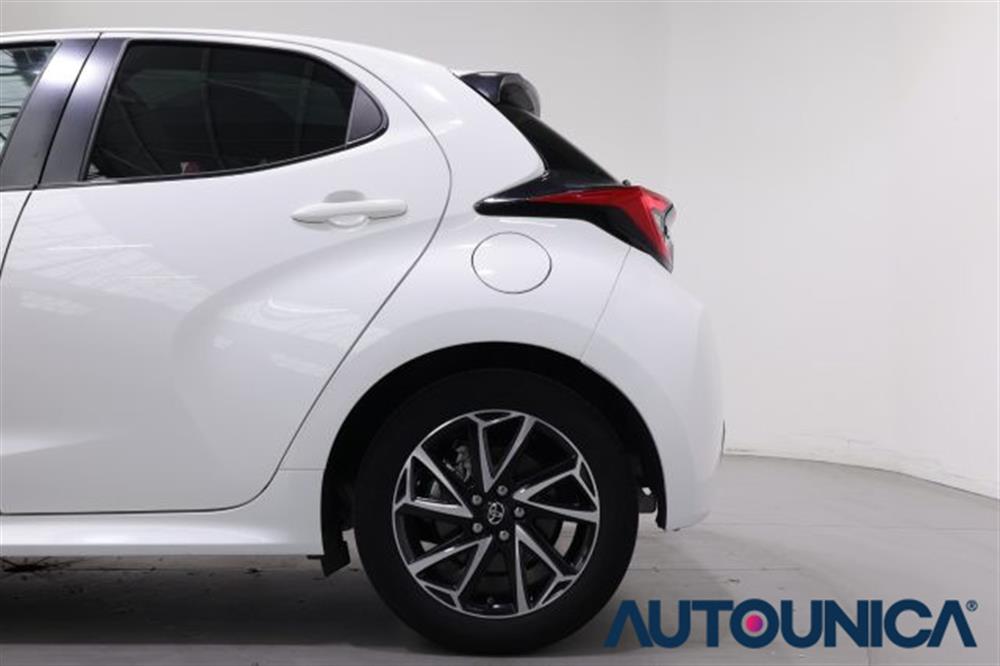 Yaris Yaris 1.5 HYBRID 5 PORTE L