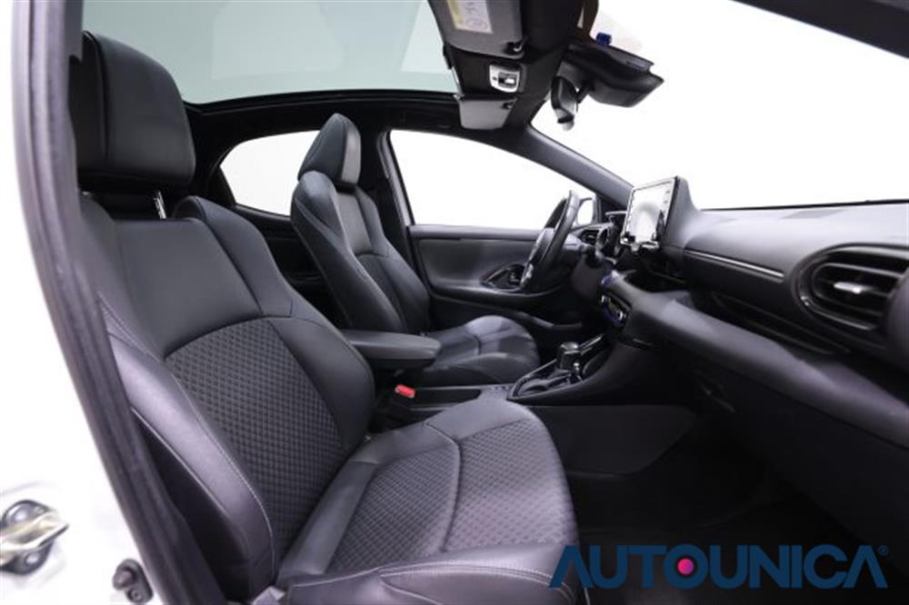 Yaris Yaris 1.5 HYBRID 5 PORTE L