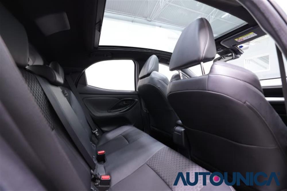 Yaris Yaris 1.5 HYBRID 5 PORTE L