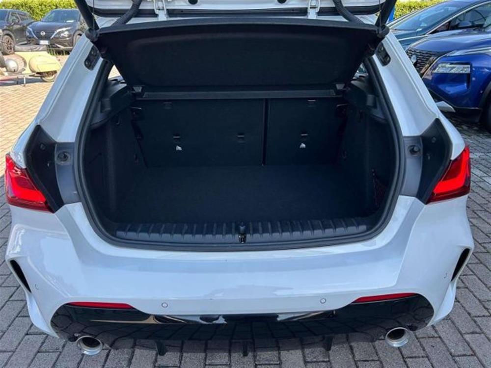 118 118 F40 5 Porte 118d SCR
