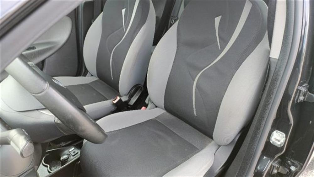 Ypsilon Ypsilon 0.9 TwinAir 85 CV 5