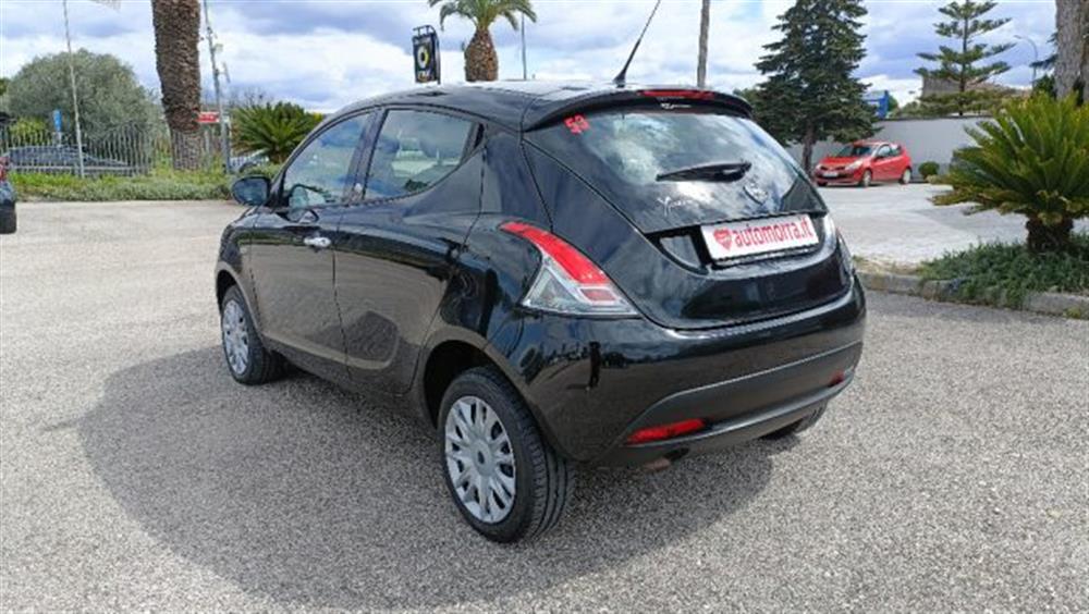Ypsilon Ypsilon 0.9 TwinAir 85 CV 5