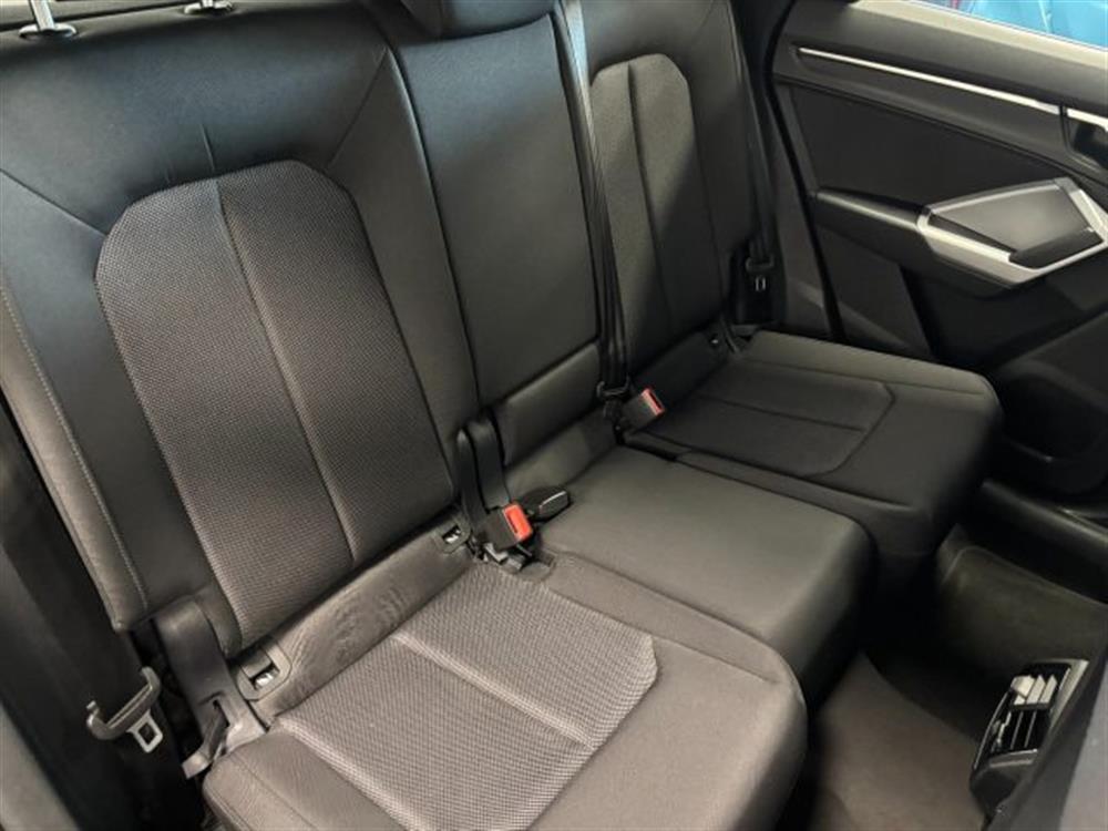 Q3 Q3 SPB Sportback S Line
