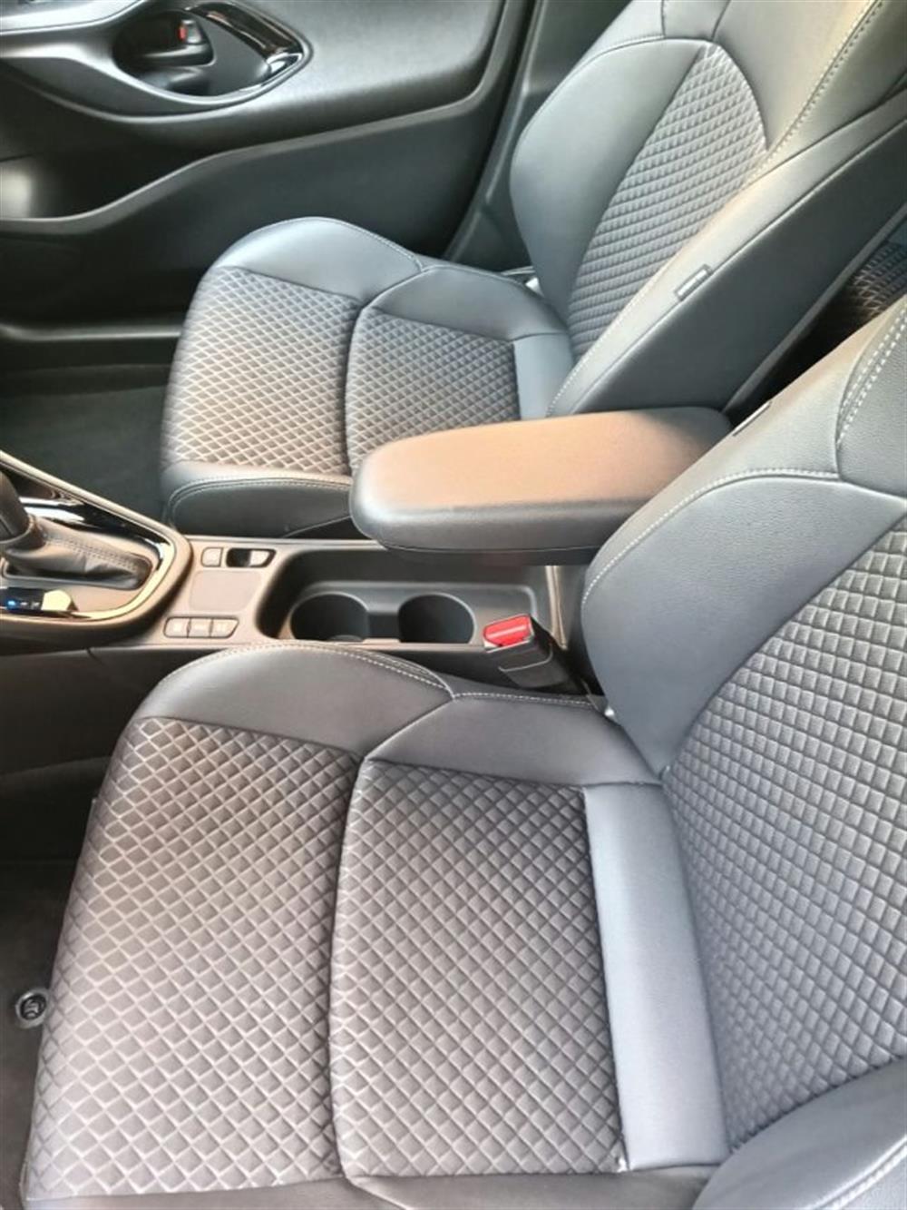 Yaris Yaris 1.5 Full Hybrid 5 P
