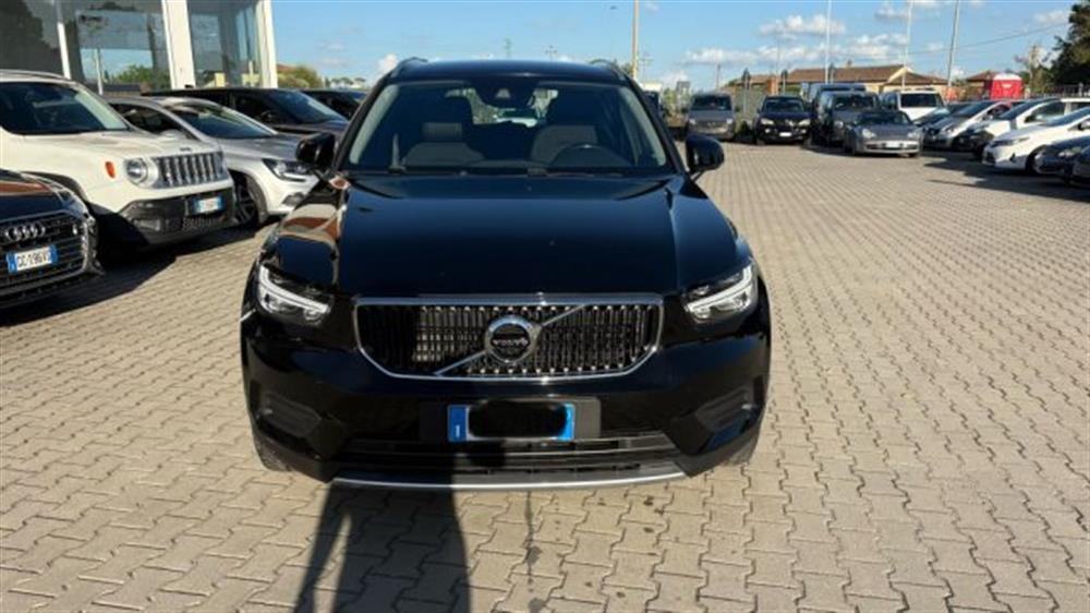 XC40 XC40 D3 GEARTRONIC ** UNI