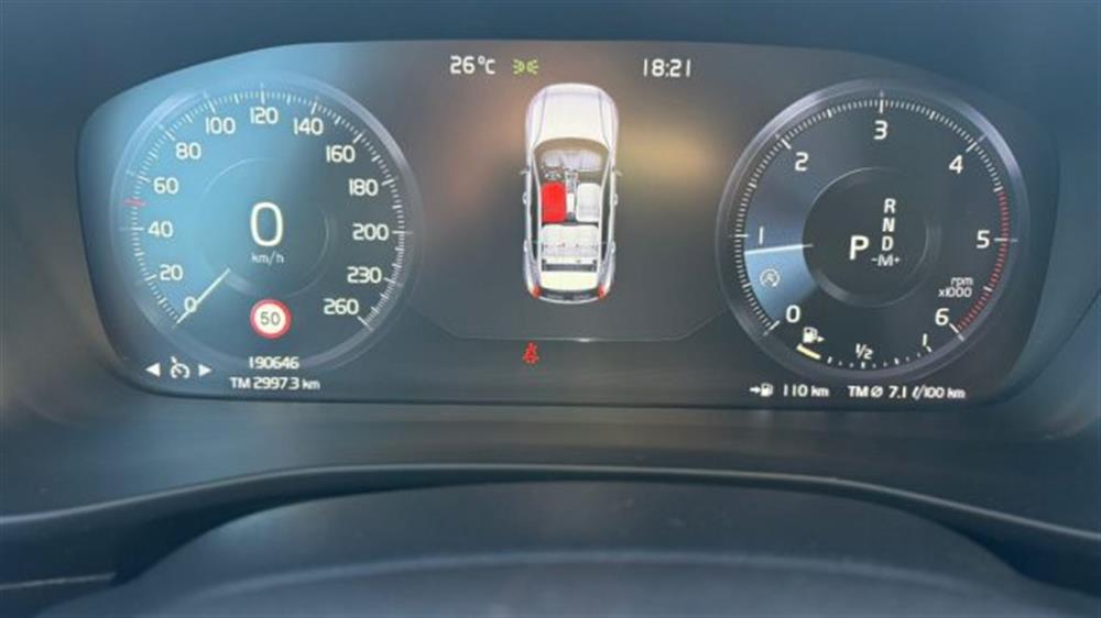 XC40 XC40 D3 GEARTRONIC ** UNI