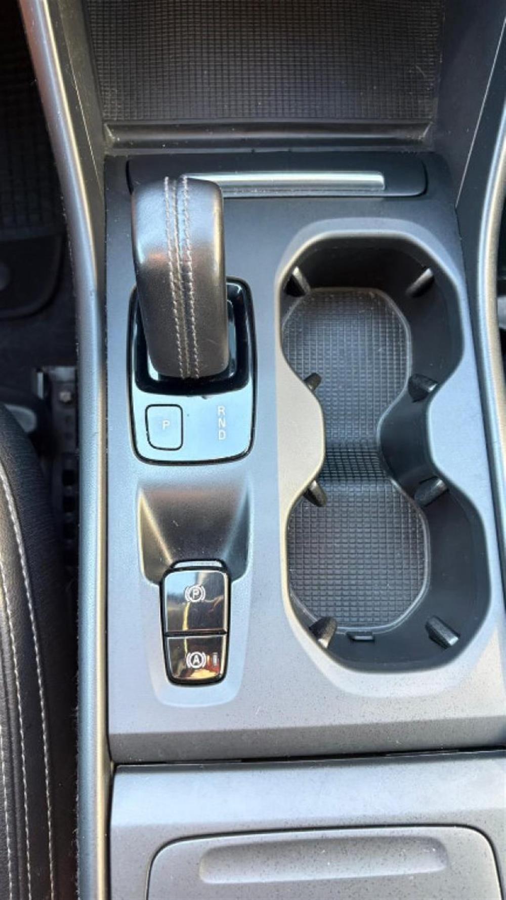 XC40 XC40 D3 GEARTRONIC ** UNI